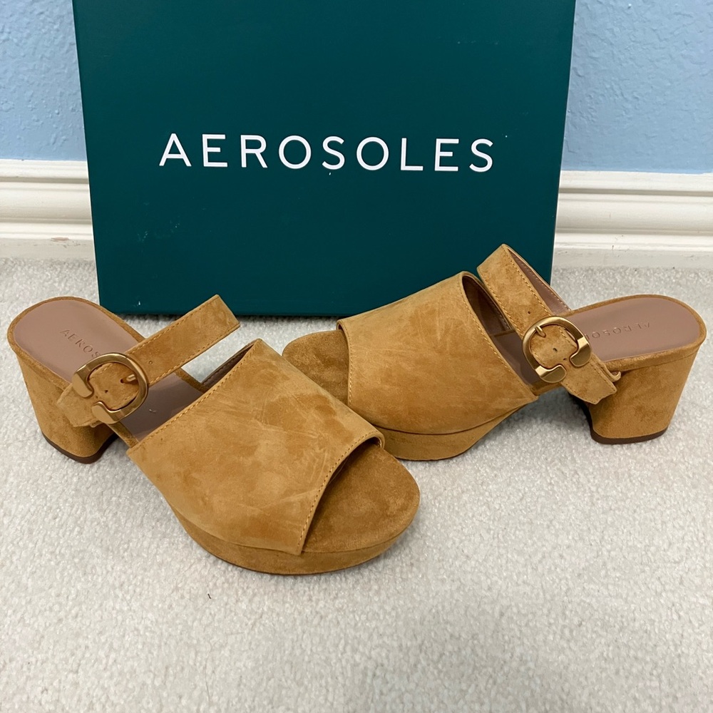 AEROSOLES Women's Brown Faux Suede Mules